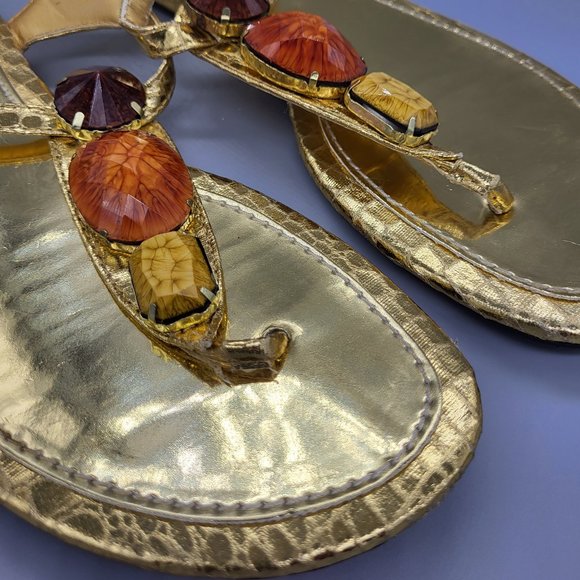 KALI Gold T-Strap Sandals - Picture 11 of 12